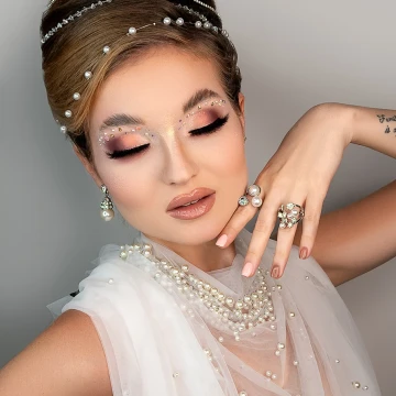 Paris 2023 Bridal Look